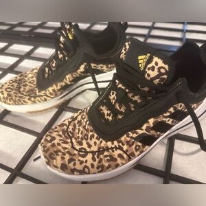 Gently Used adidas Cloud Foam Running Sneakers